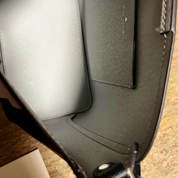 NWOT Spade ♠️ bucket bag striped navy blue and white - Picture 11 of 16